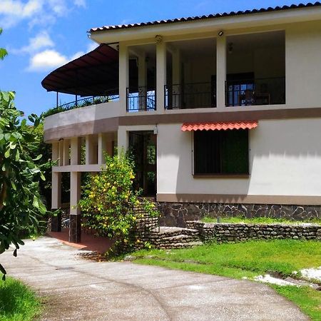 Apartments In Samara Ac Hw 200Mts To The Beach Dış mekan fotoğraf
